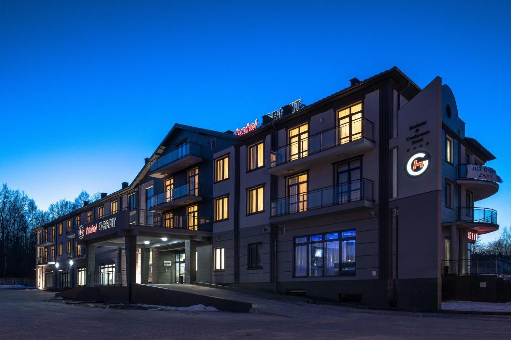 Hotel Grafit Kostomloty Pierwsze Dış mekan fotoğraf